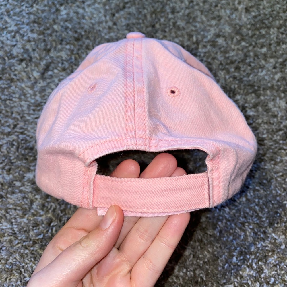 Pink hat - Picture 3 of 3